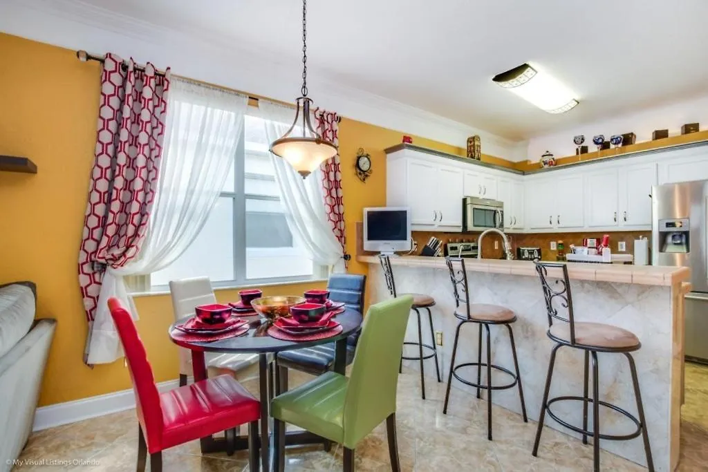 Southern Charm 4 Bed & 2 Bath Private Pool Home Villa Davenport