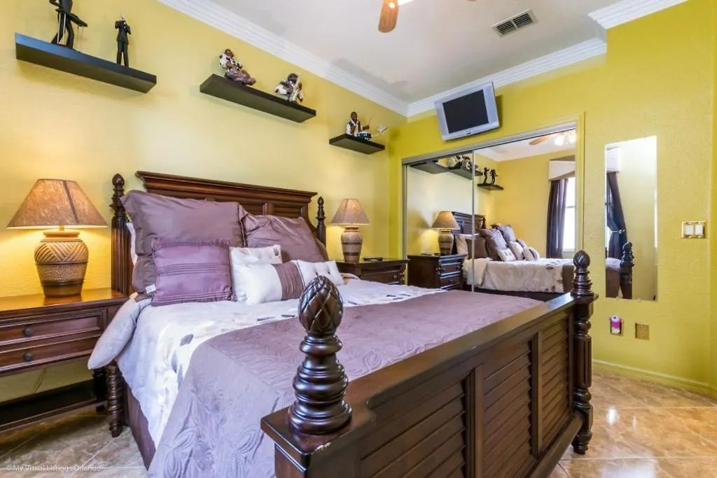 Southern Charm 4 Bed & 2 Bath Private Pool Home Villa Davenport