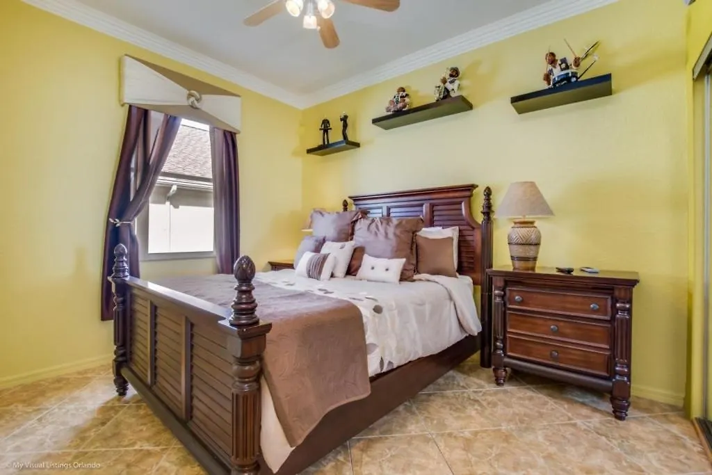 Southern Charm 4 Bed & 2 Bath Private Pool Home Villa Davenport